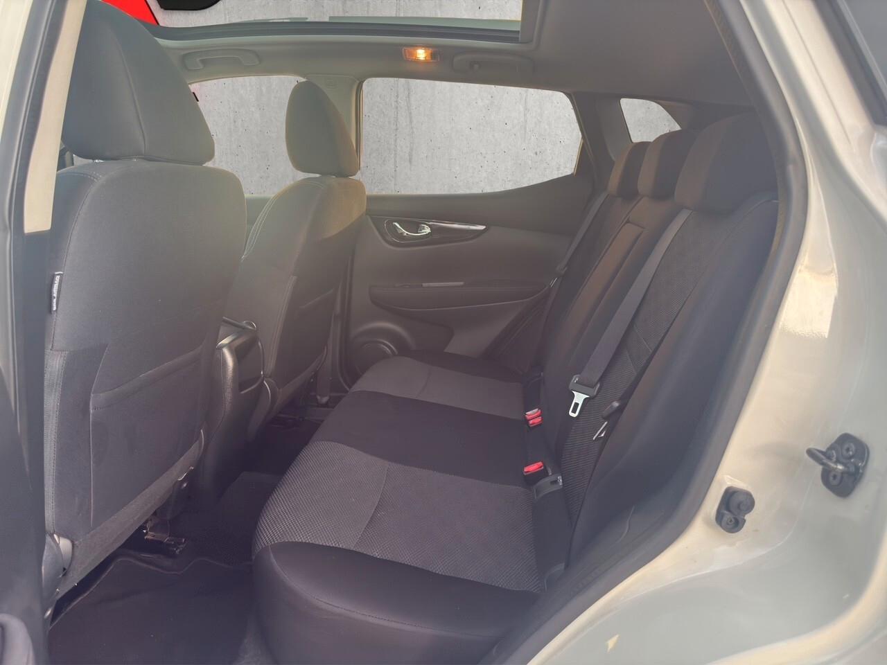 Nissan Qashqai 1.5 dCi N-Connecta