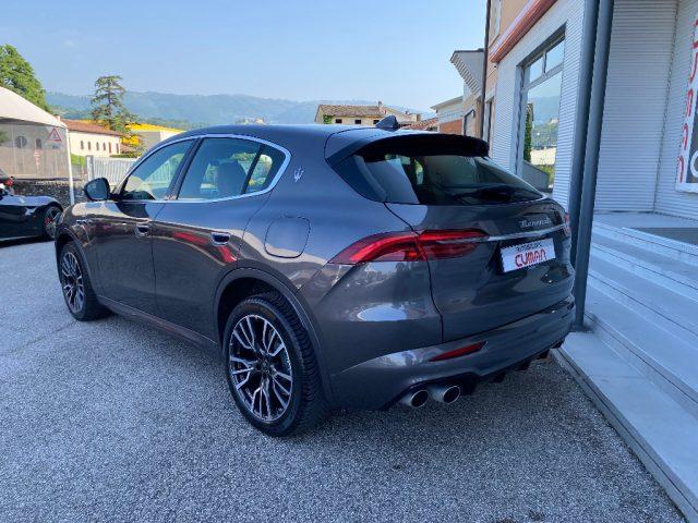 MASERATI Grecale MHEV 300 CV AWD GT