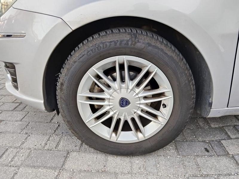 Lancia Musa Musa 1.4 16v 5th Avenue dfn