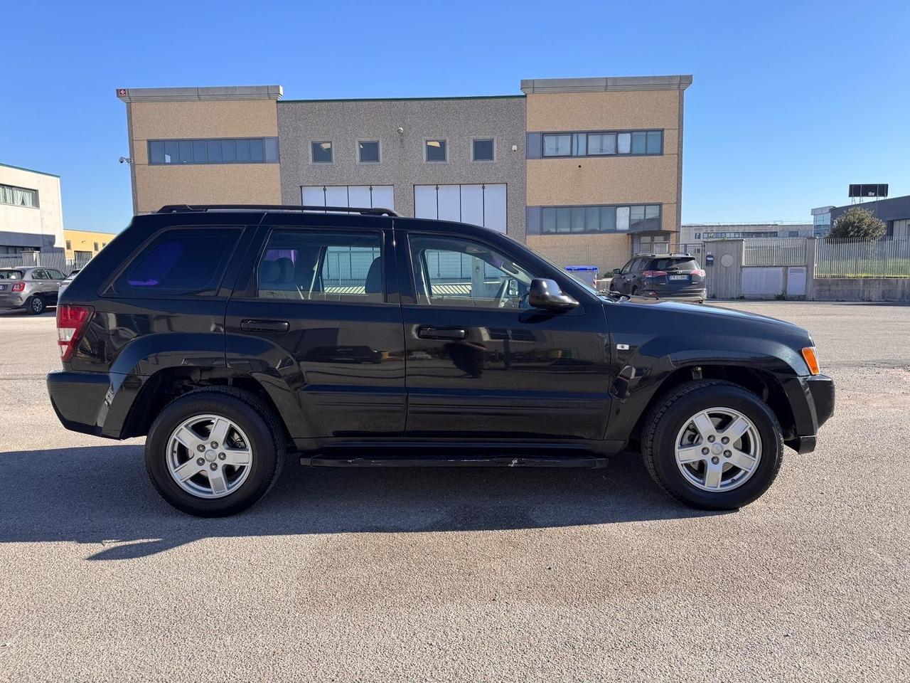 Jeep Grand Cherokee 3.0 V6 CRD Overland (LEGGERE )