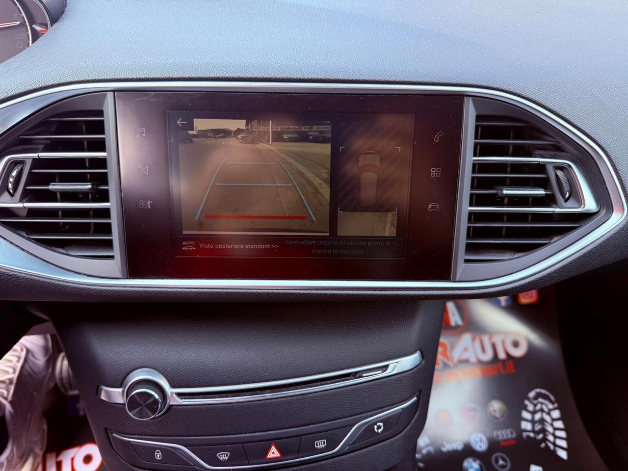 Peugeot 308 BlueHDi 120 S&S Allure