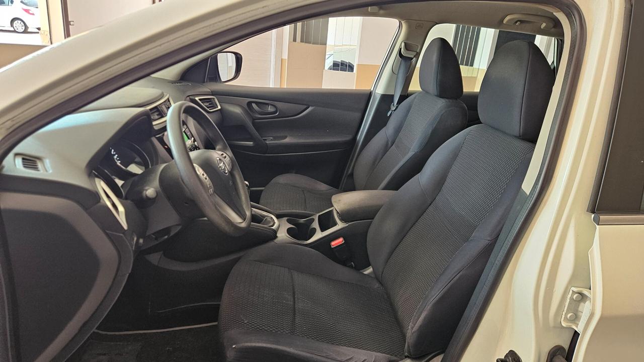 Nissan Qashqai 1.5 dCi Visia