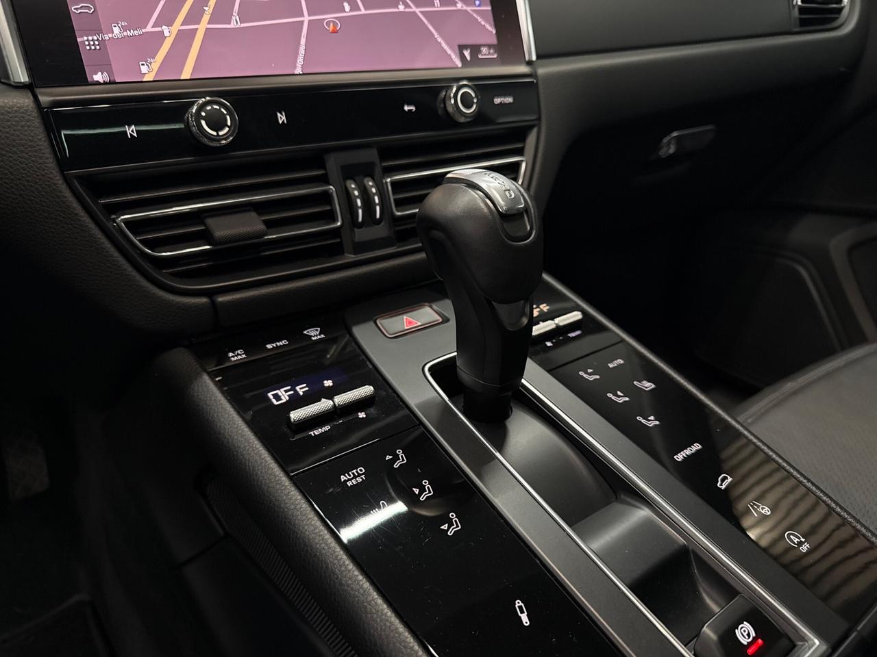 Porsche Macan 2.0 T Radar*Kamera360*Tetto PRONTA CONSEGNA !