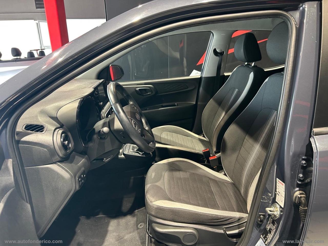 HYUNDAI i10 1.0 MPI AT Tech