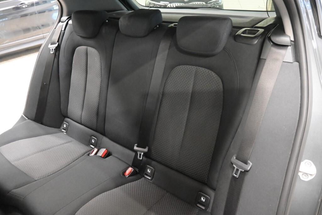 Bmw 116 116i 5p. Business Advantage