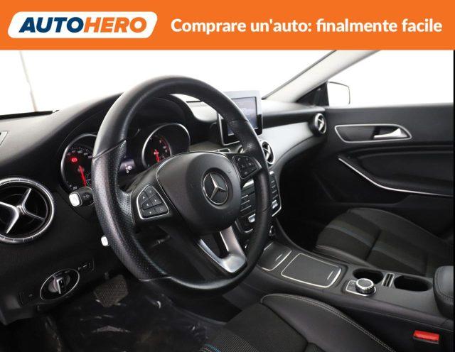 MERCEDES-BENZ CLA 200 d Automatic Sport
