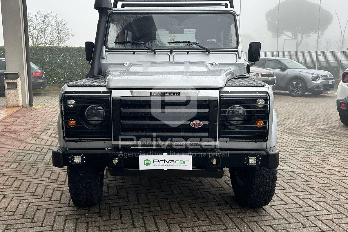 LAND ROVER Defender 90 2.4 TD4 Station Wagon SE