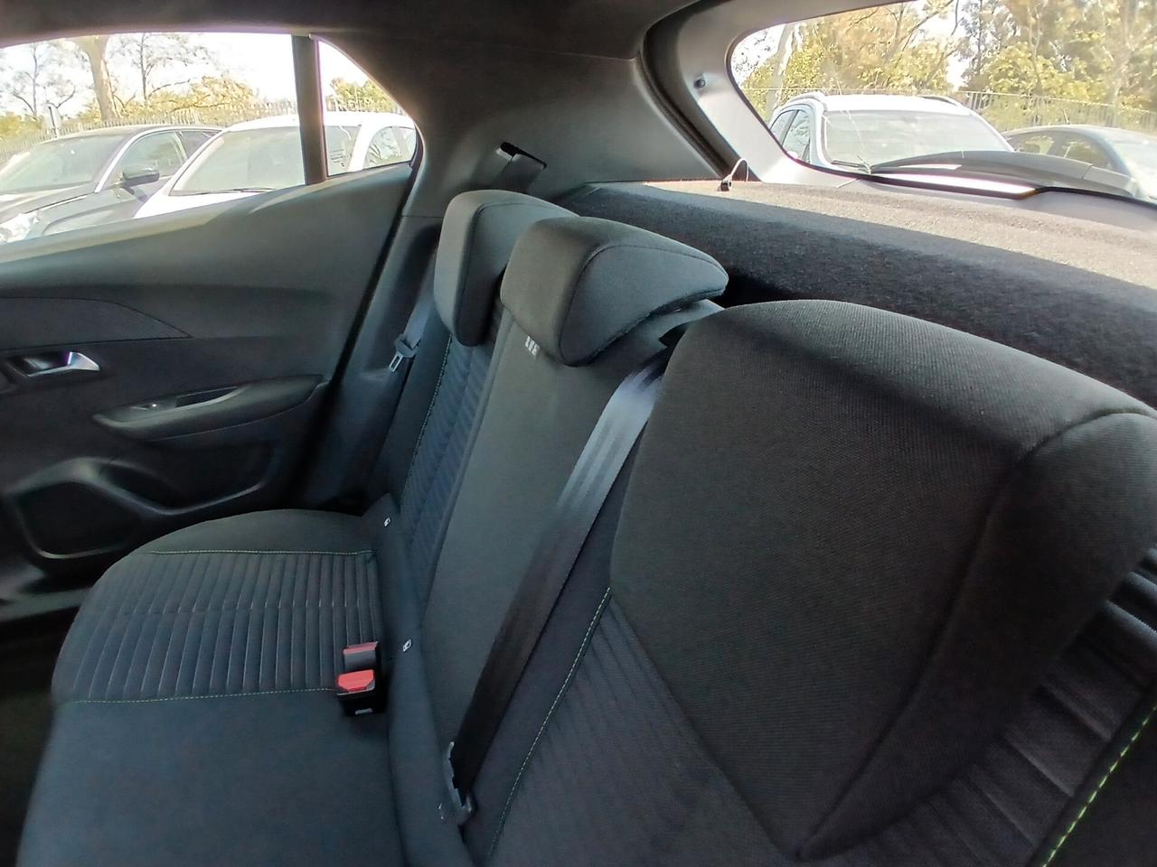 Peugeot 2008 PureTech 100 S&S Active