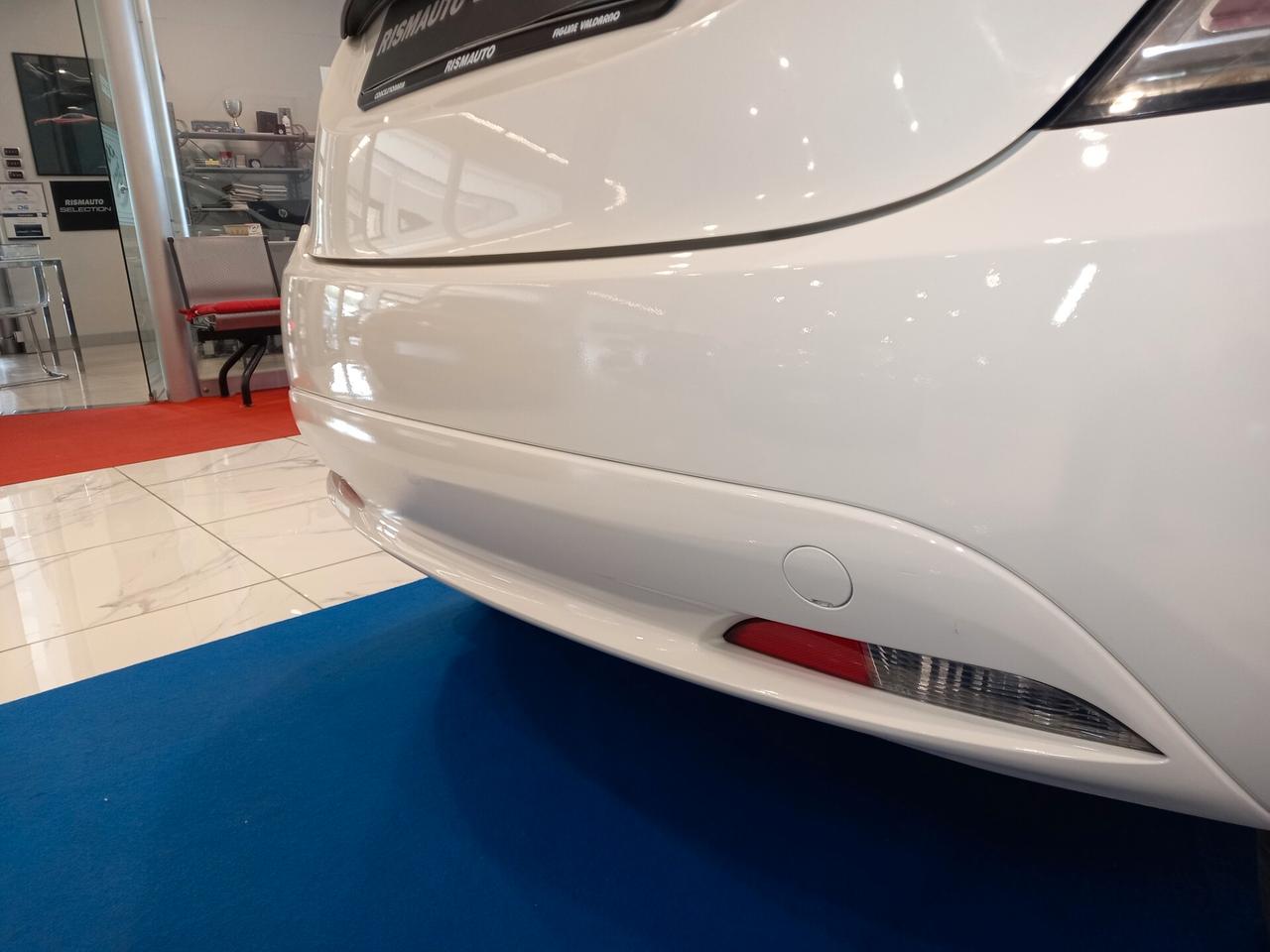 Lancia Ypsilon 1.2 69 CV 5 porte Silver