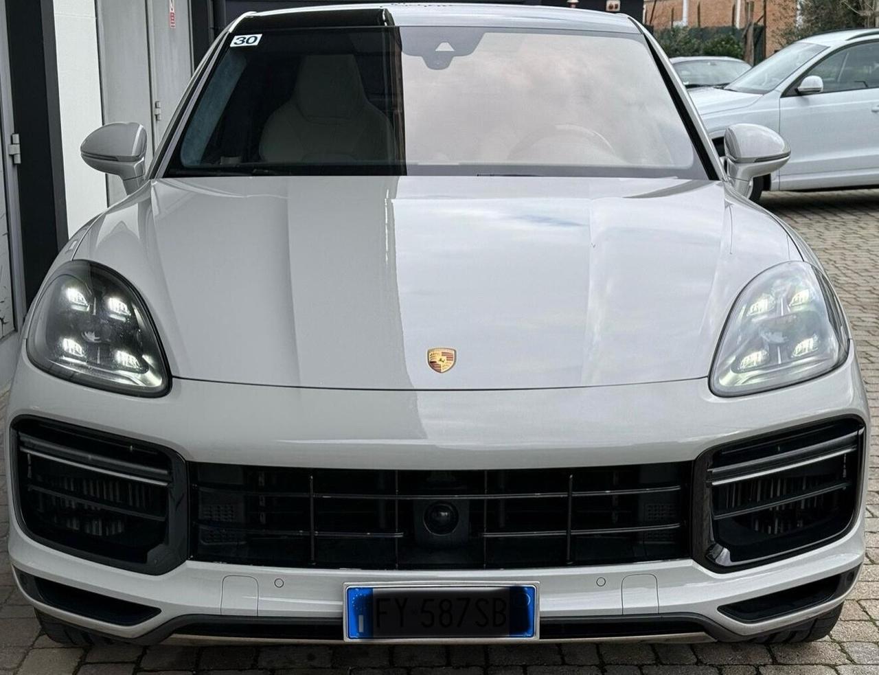 Porsche Cayenne Coupé 4.0 V8 Turbo