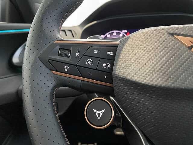 CUPRA Terramar 1.5 e-Hybrid DSG VZ