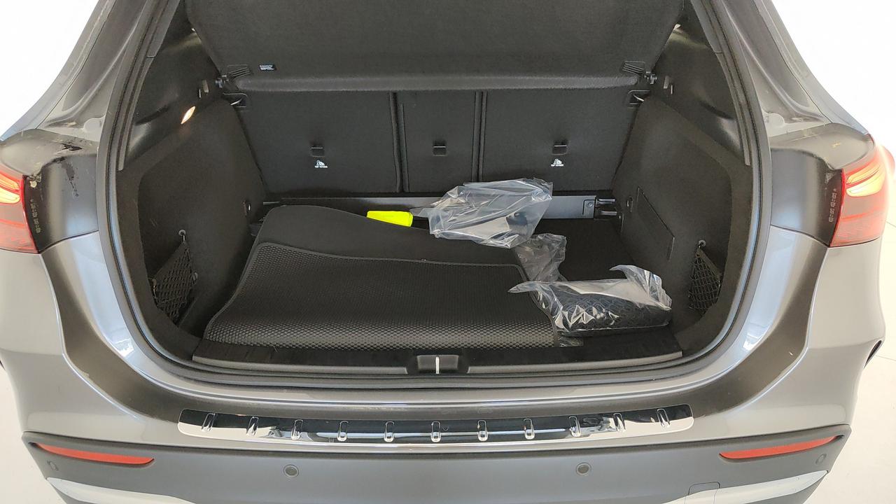 Mercedes-Benz GLA 200 d automatic