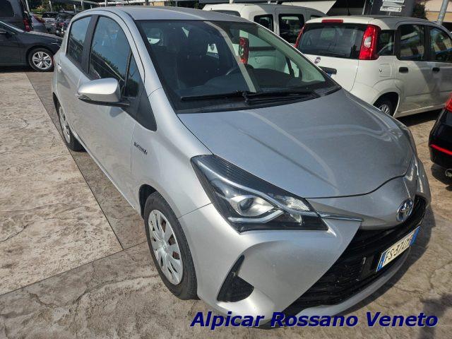 TOYOTA Yaris 1.5 Hybrid 5 porte Cool hat chback