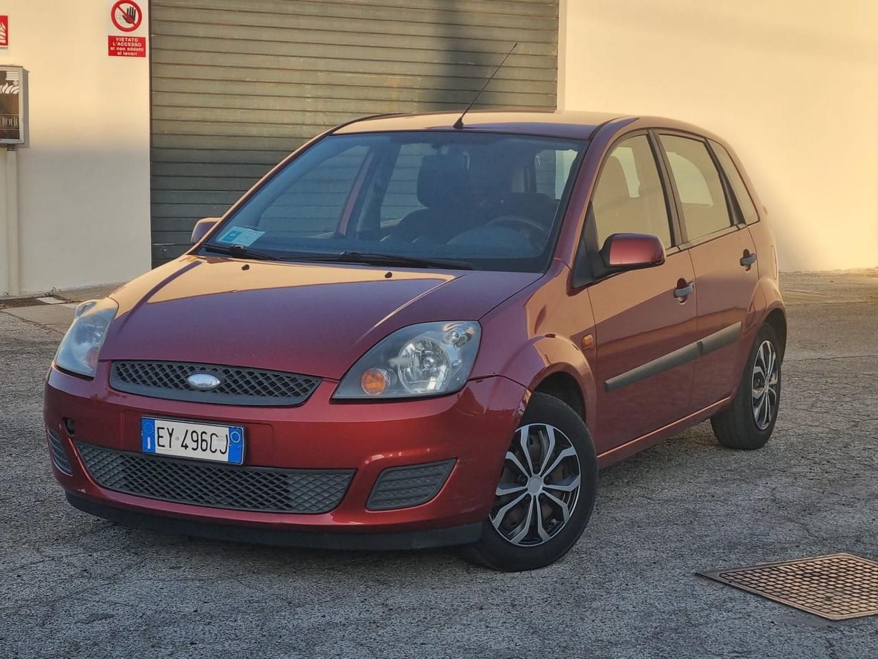 Ford Fiesta 1.4 TDCi 5p. Titanium