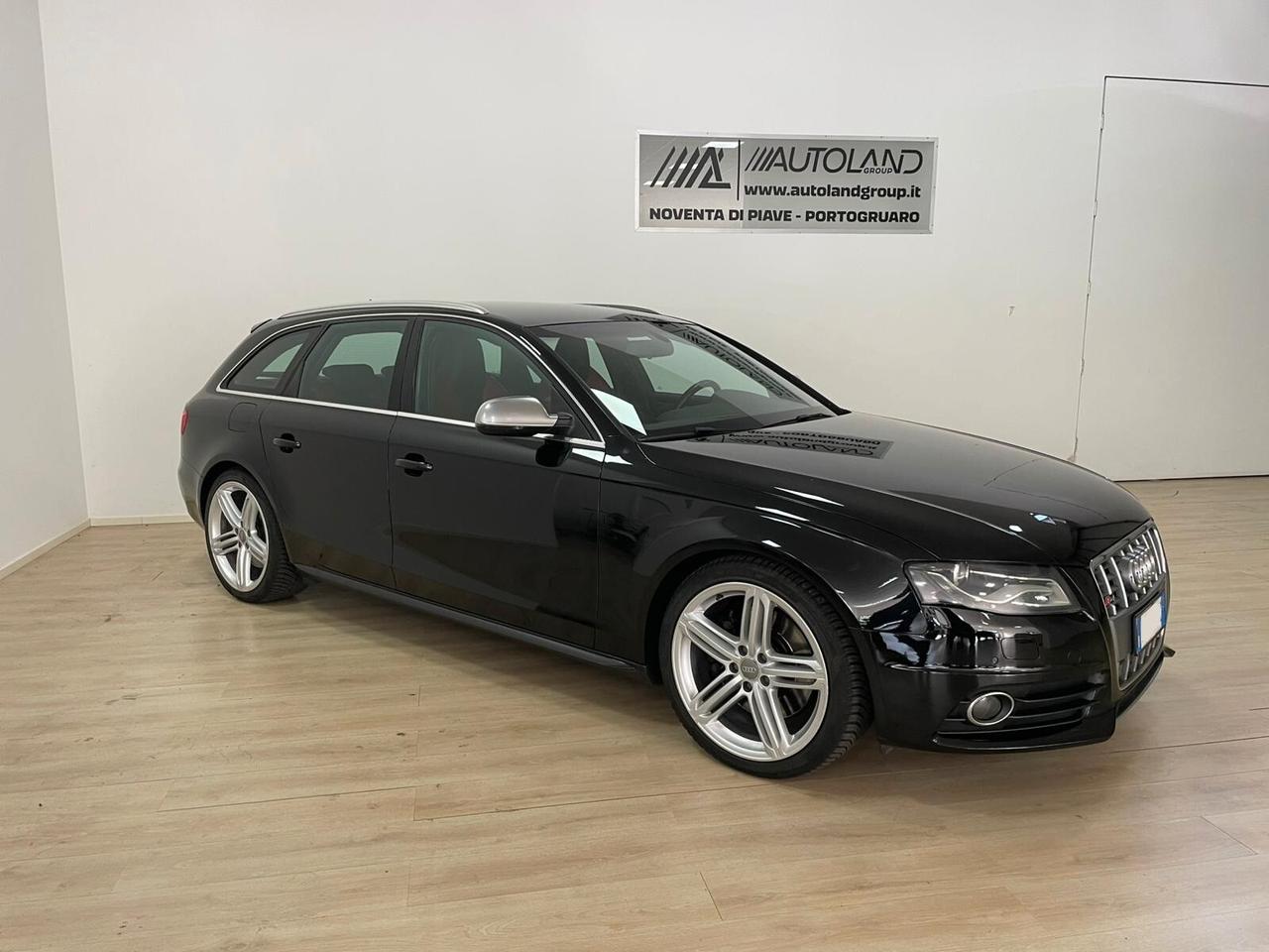 Audi A4 S4 3.0 V6 TFSI quattro S tronic