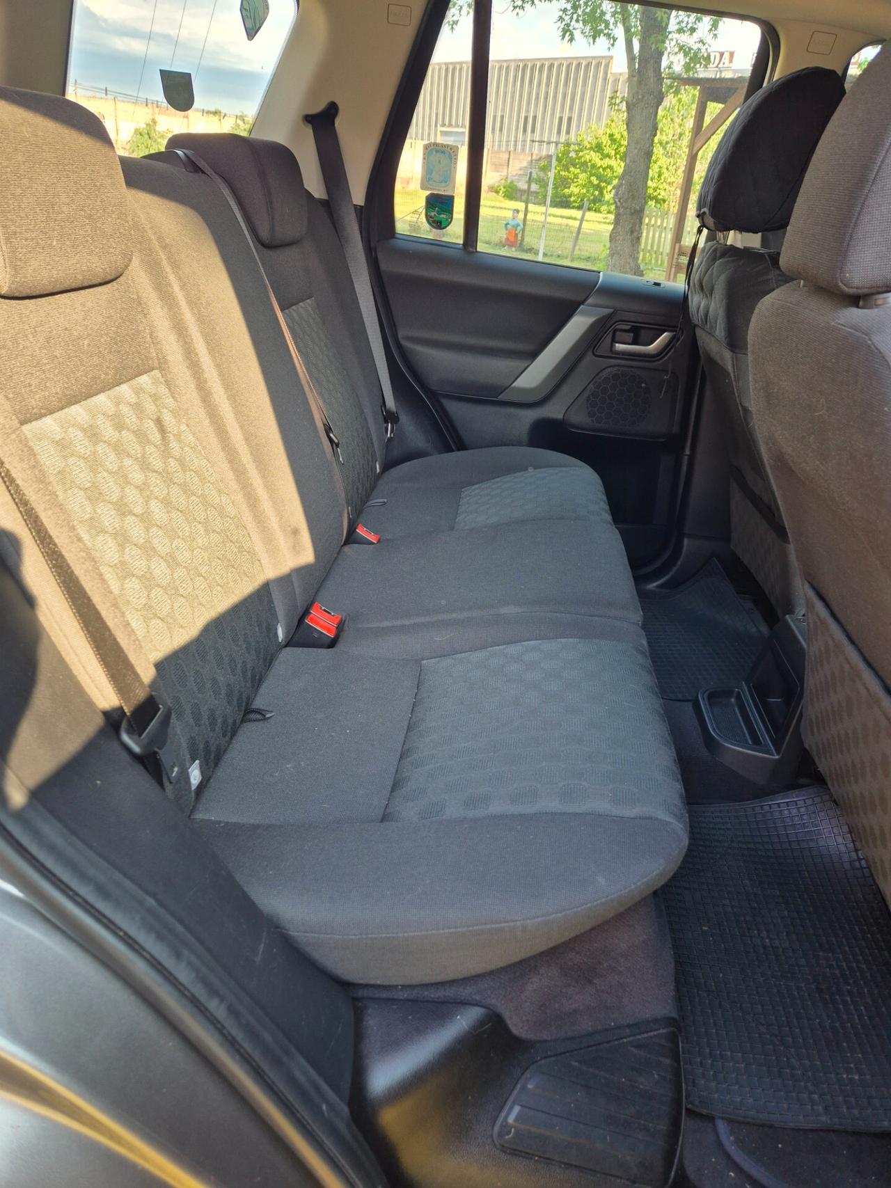 Land Rover Freelander 2.2 TD4 S.W. S