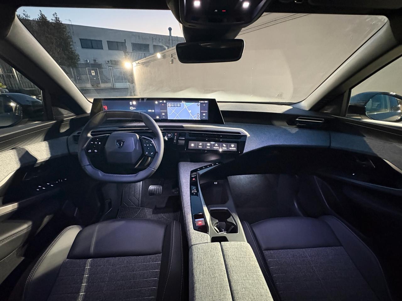 NEW Peugeot 3008 Hybrid 145 e-DCS6 ALLURE PACK