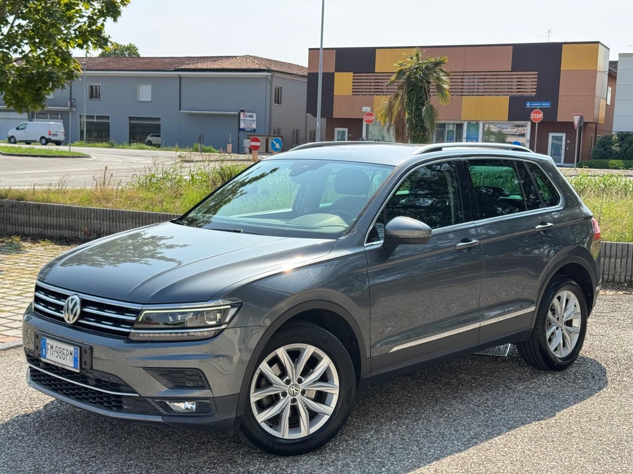 Volkswagen Tiguan 2.0 TDI SCR DSG 4MOTION Advanced BMT