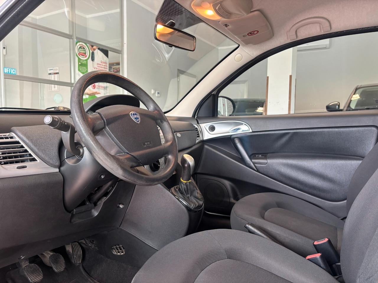 Lancia Ypsilon 1.3 mjt *PER NEOPATENTATI