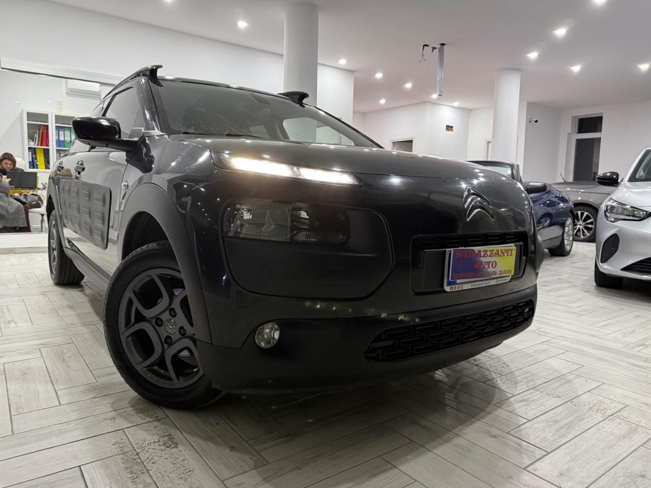 Citroen C4 Cactus BlueHDi100cvSHINE AIRBUMP DA VETRINA2017