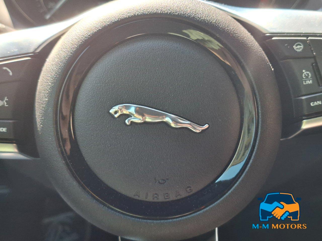 Jaguar F-Type R-DYNAMIC