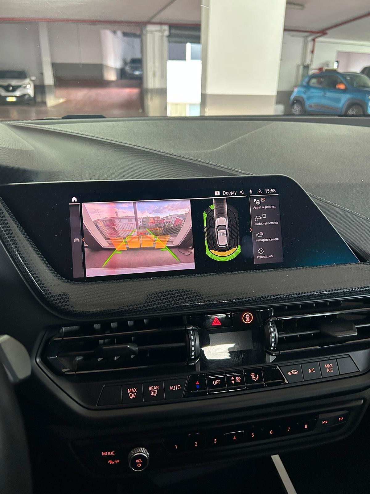 Bmw 116 116d 5p. Msport