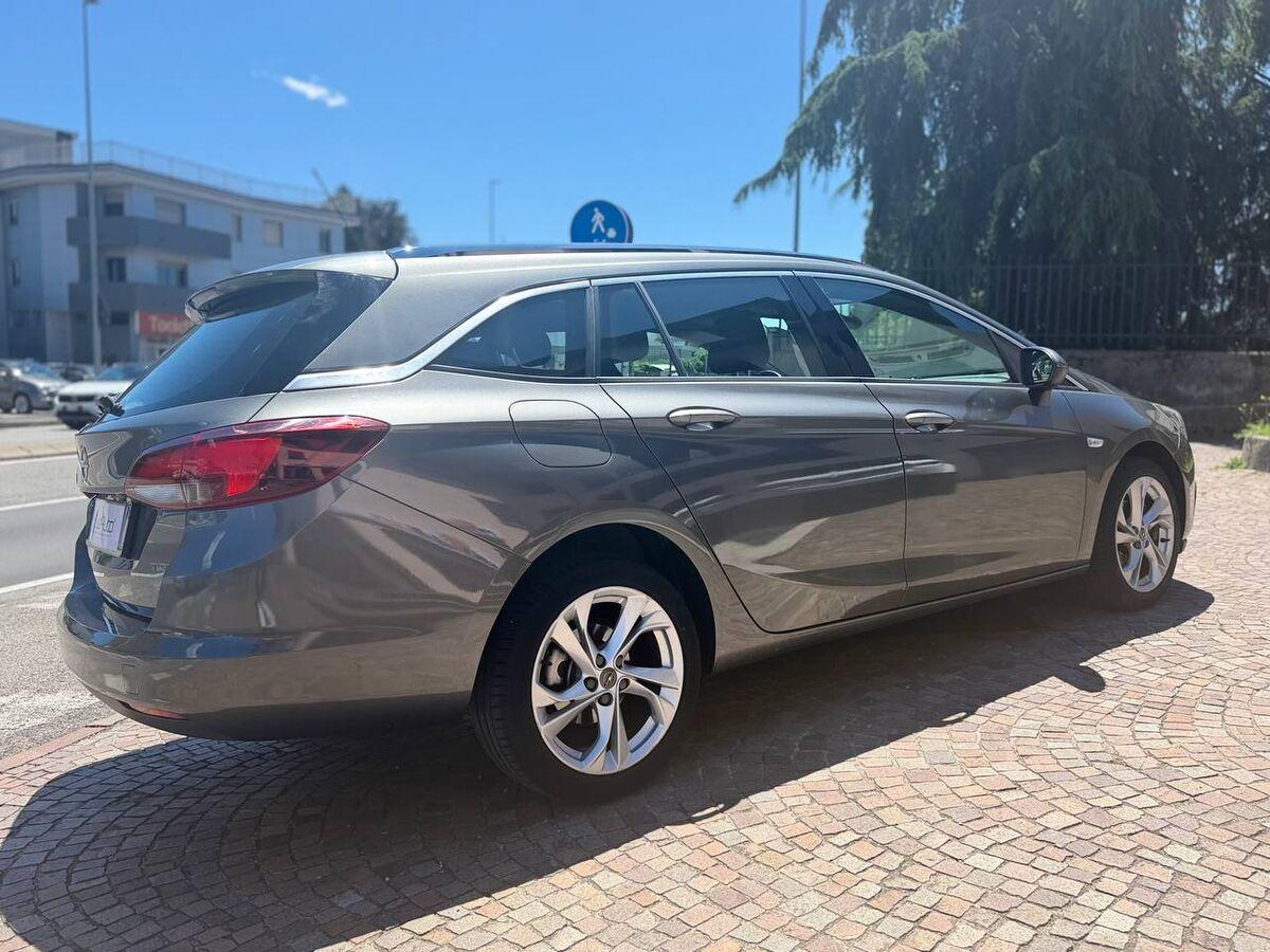 Opel Astra 1.4 t Innovation s&s 150cv auto my19
