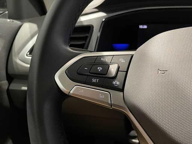 Volkswagen T-Roc 1.0TSI 110CV Life - NEOPATENTATI