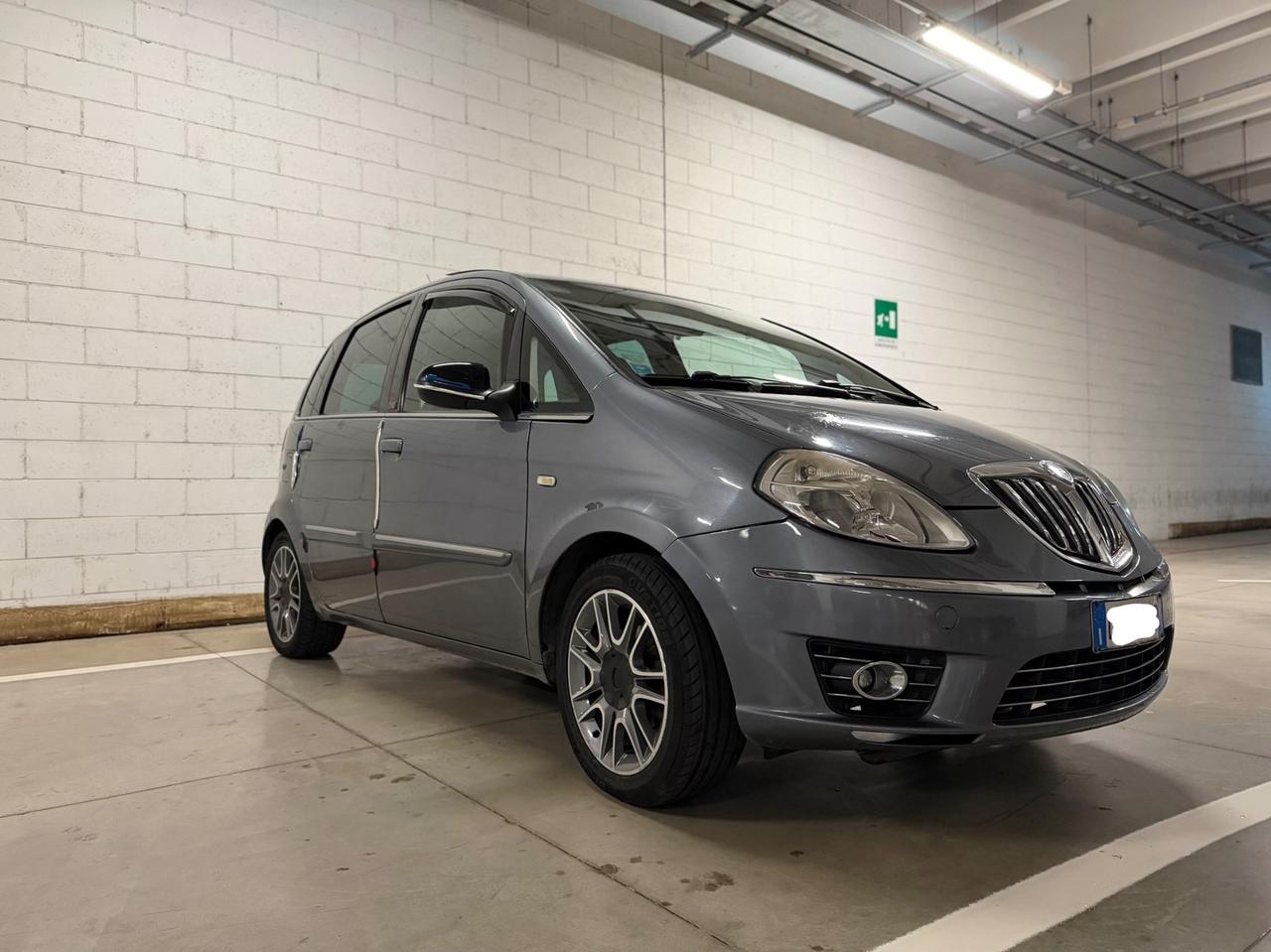 Lancia MUSA 1.4 16V Poltrona Frau