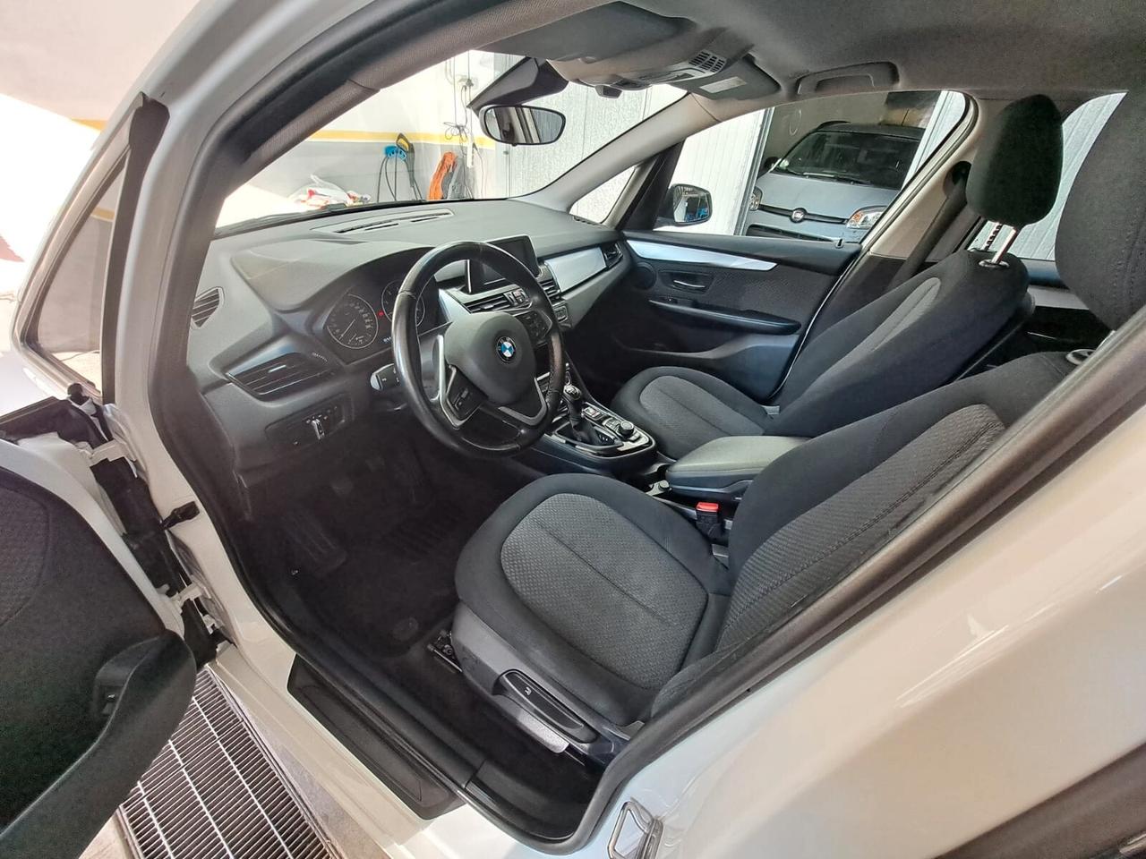 Bmw 2er Active Tourer 214d