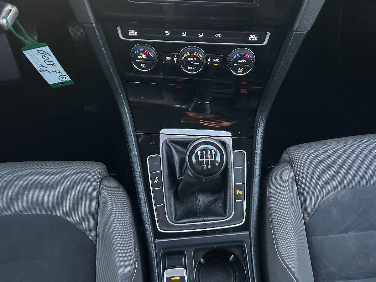 VOLKSWAGEN - Golf - 1.6 TDI 5p. Highline BlueMotion Technology