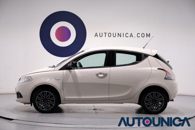 LANCIA Ypsilon 1.2 69 CV 5 PORTE S&S GOLD NEOPATENTATI