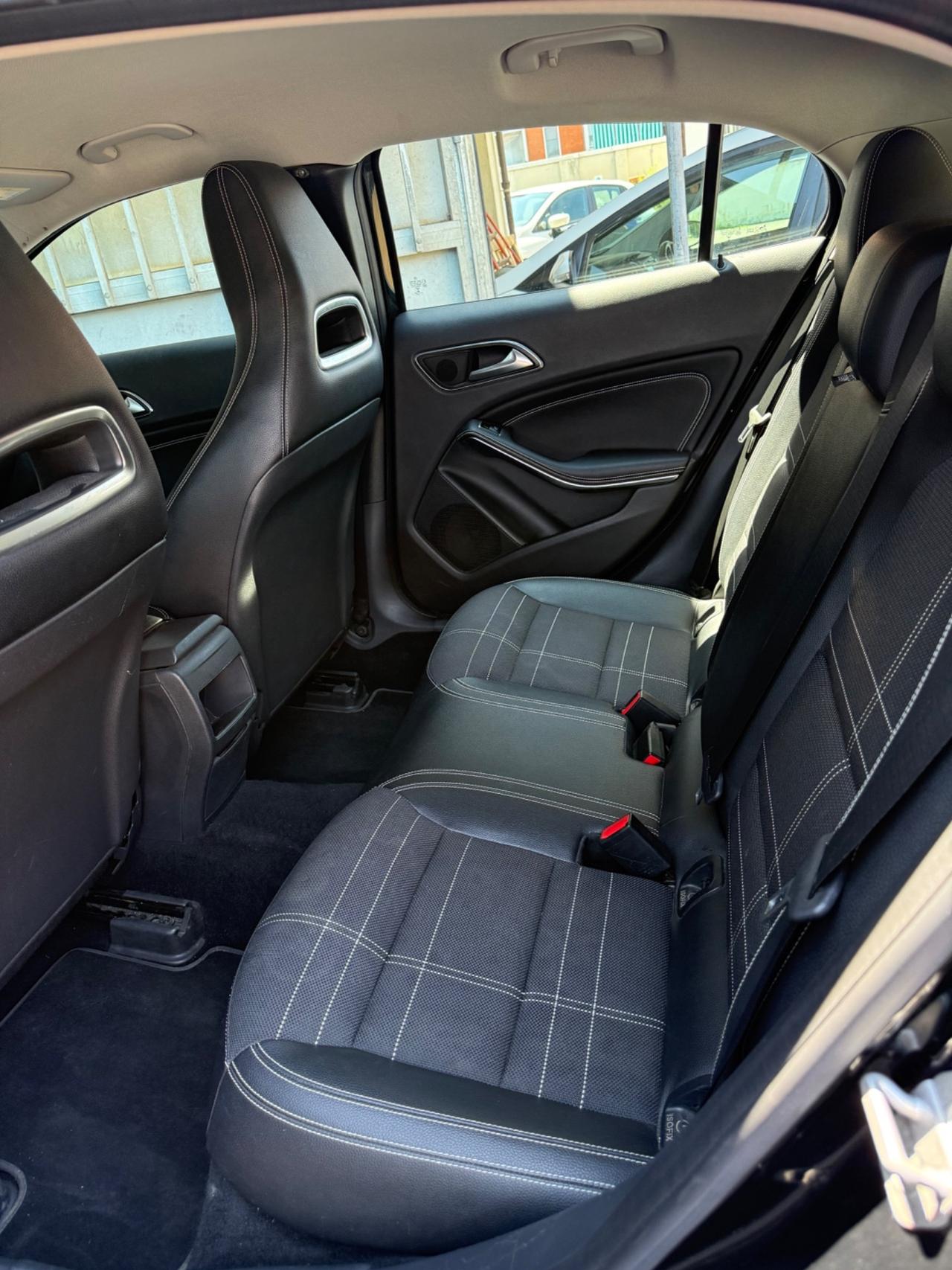 Mercedes-benz GLA 200 CDI Premium