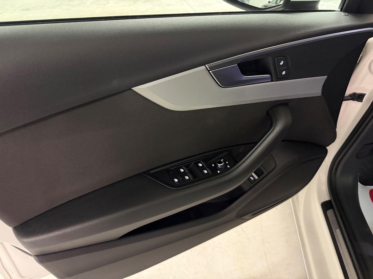 Audi A4 Avant 2.0 TDI 122 CV S tronic Business Sport