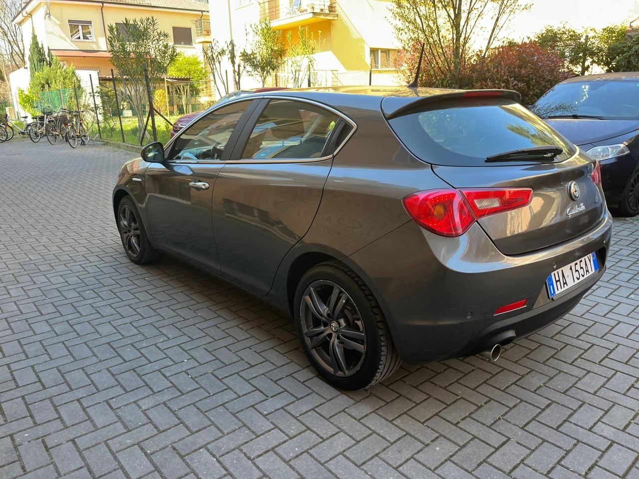 Alfa Romeo Giulietta 1.6 JTDm-2 105 CV Exclusive