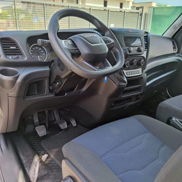 IVECO DAILY 35C14 FURGONE BOX CON SPONDA POSTERIORE 3 P