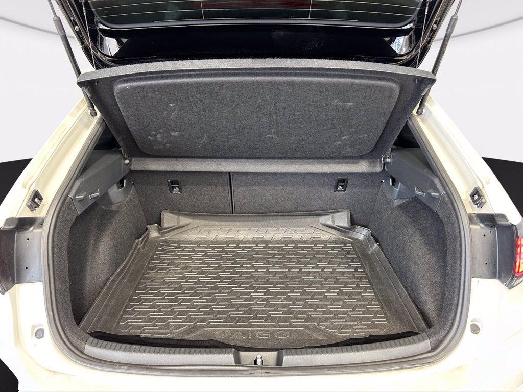 VOLKSWAGEN Taigo 1.0 tsi r-line 110cv del 2022