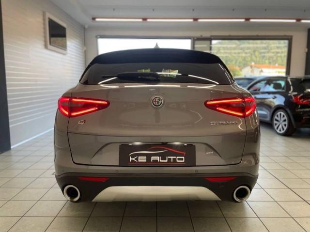 Alfa Romeo Stelvio 2.2 t Business Q4 210cv auto my19