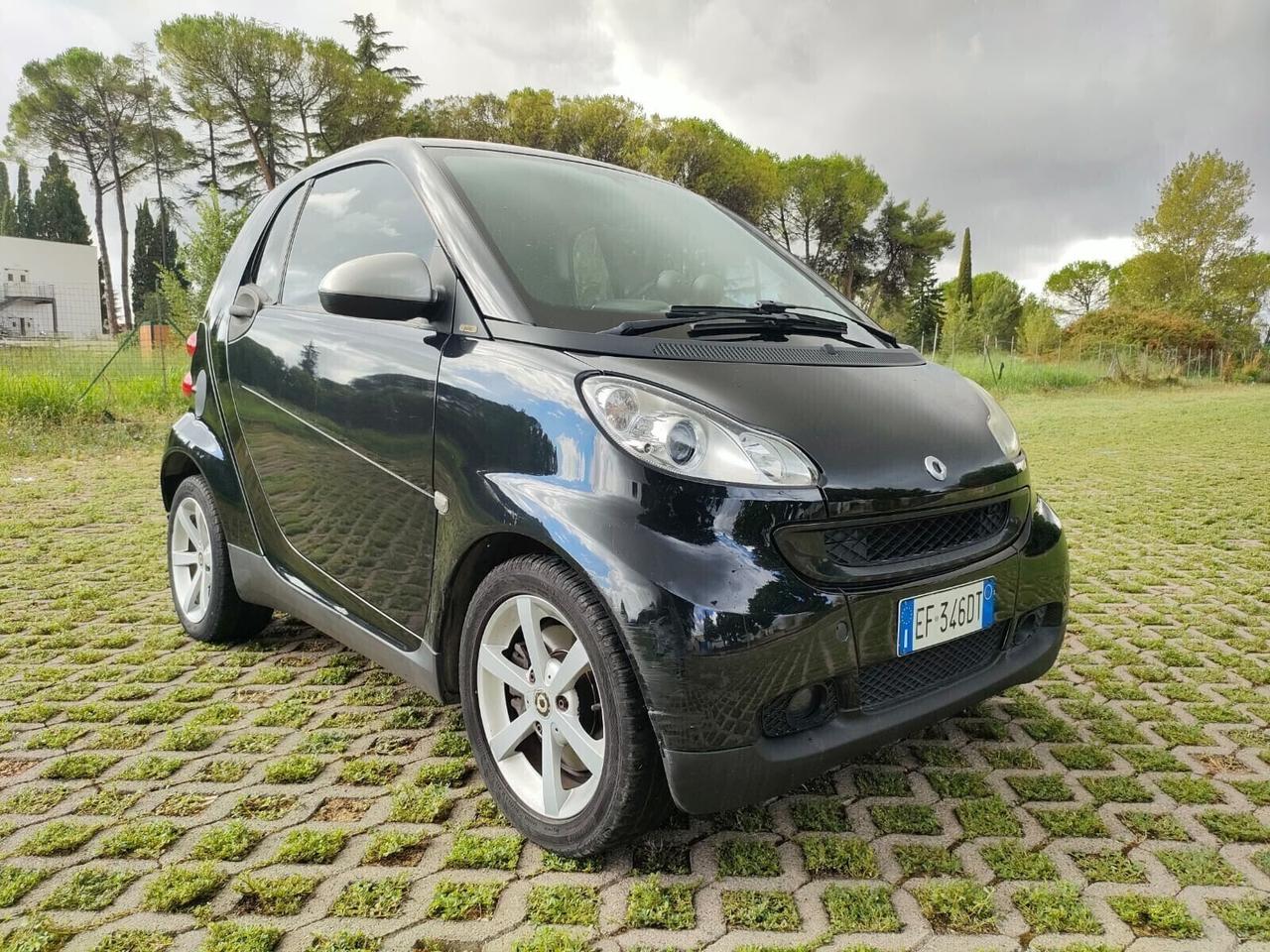 Smart ForTwo 1000 52 kW MHD coup pulse Euro 5