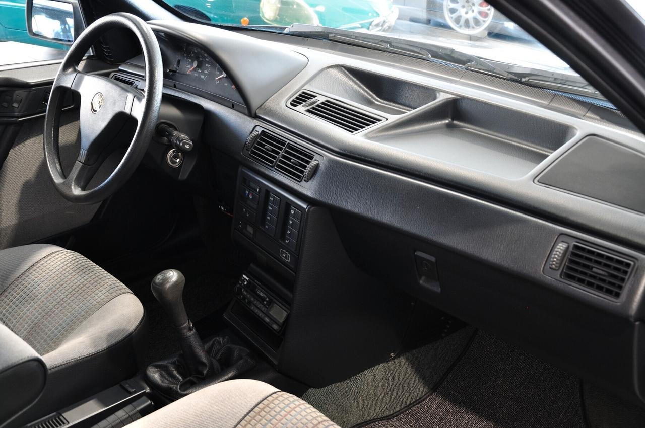 Alfa Romeo 155 1.8i Twin Spark cat Clima CRS supertagliandata