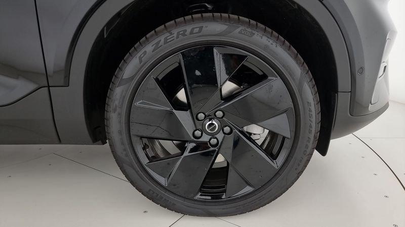 Volvo XC40 B3 automatico Ultra Black Edition