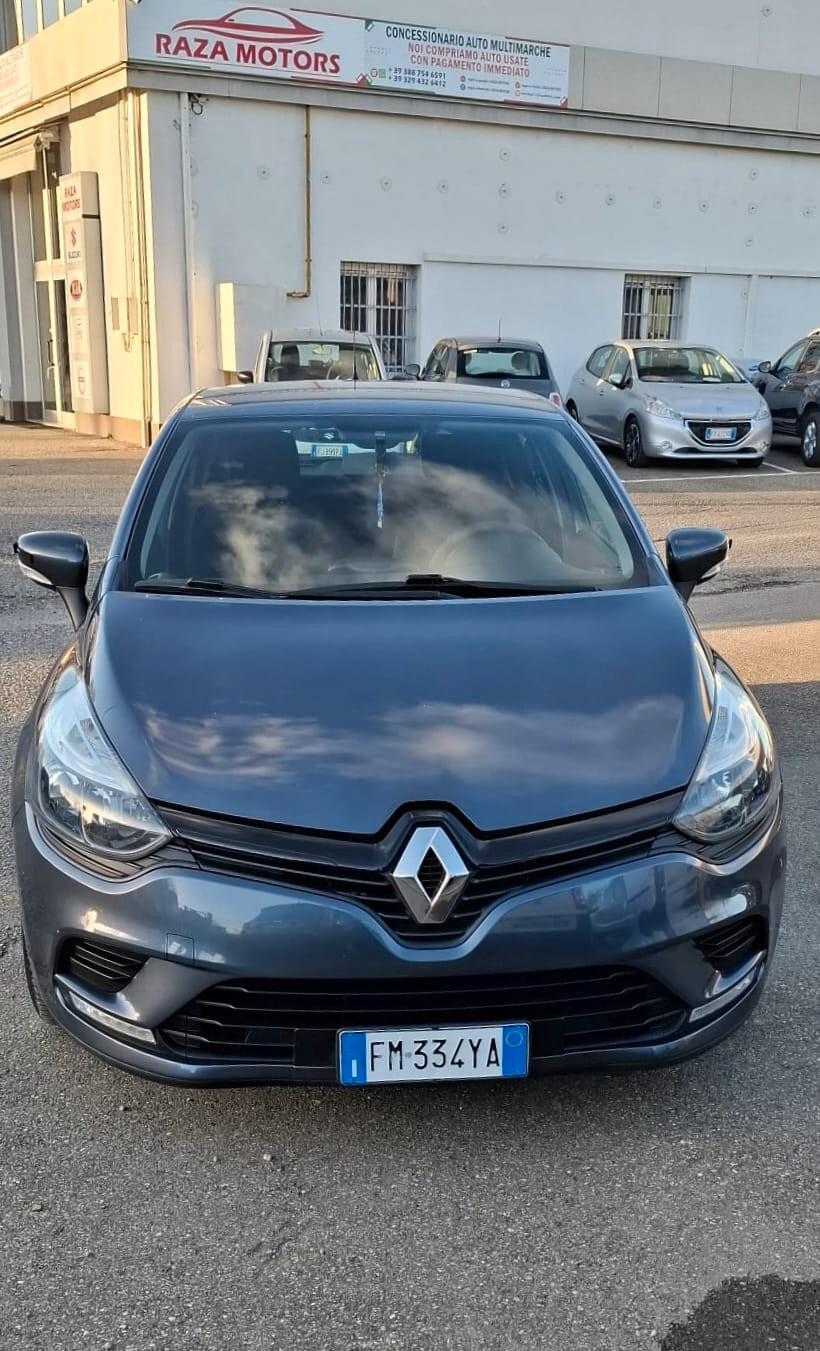 Renault Clio dCi 8V 75 CV Start&Stop 5 porte Energy Duel