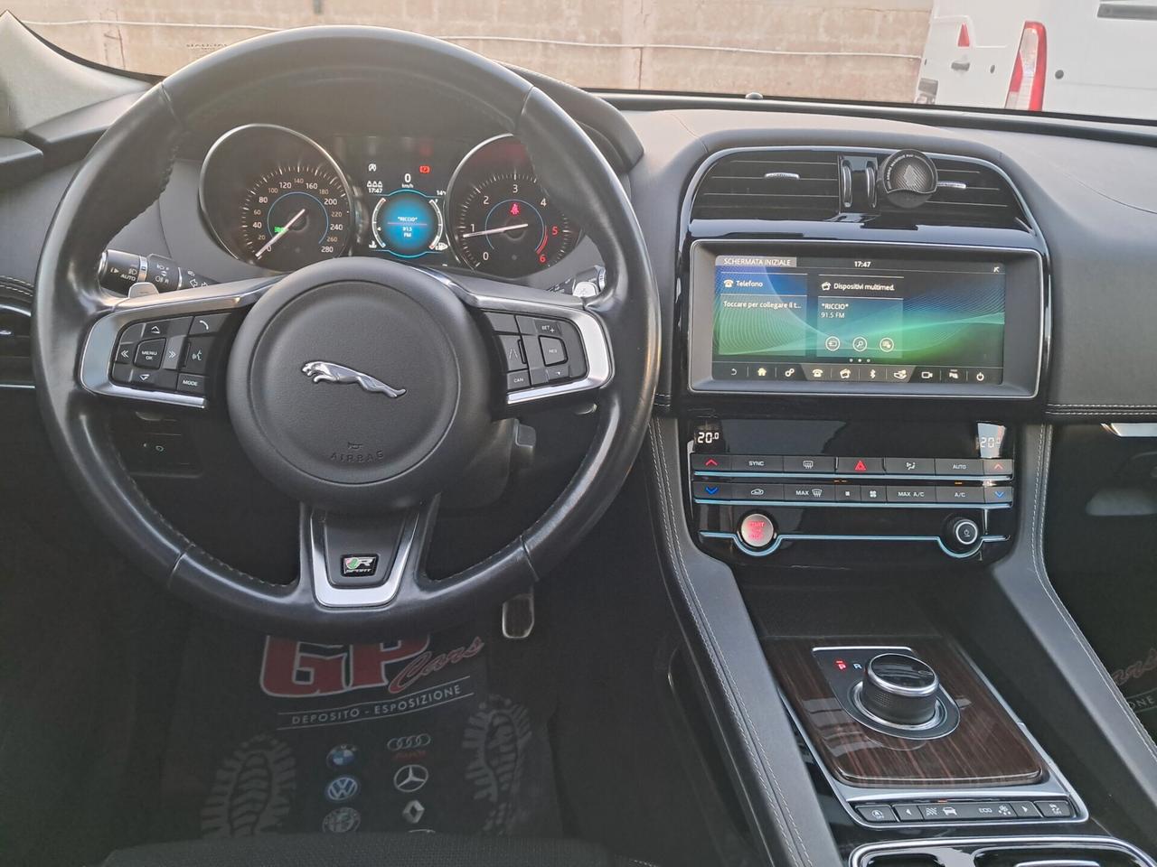 Jaguar F-Pace 2.0 D 180 CV R-Sport *TETTO-PELLE-LED*