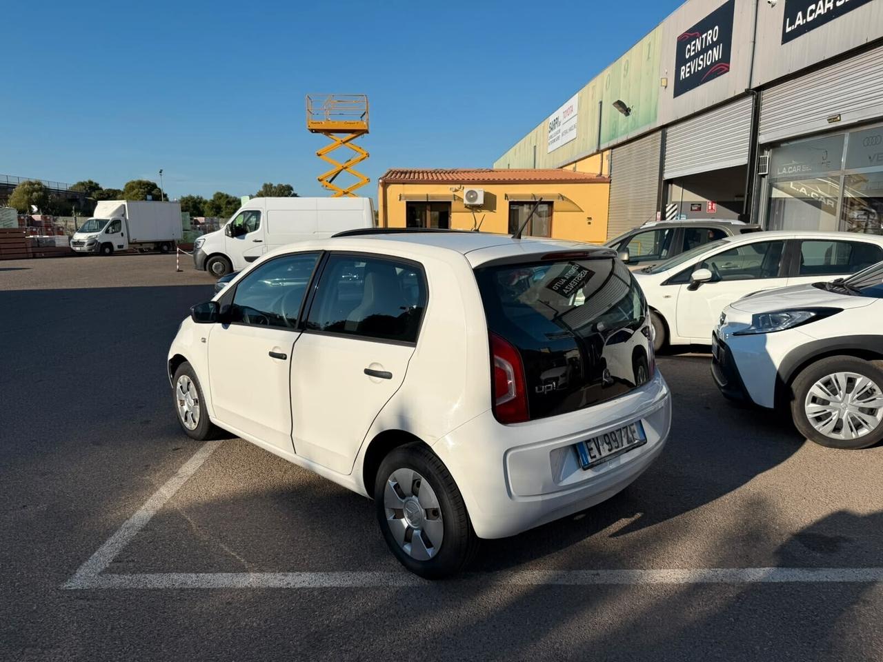 Volkswagen up! 1.0 5p. move
