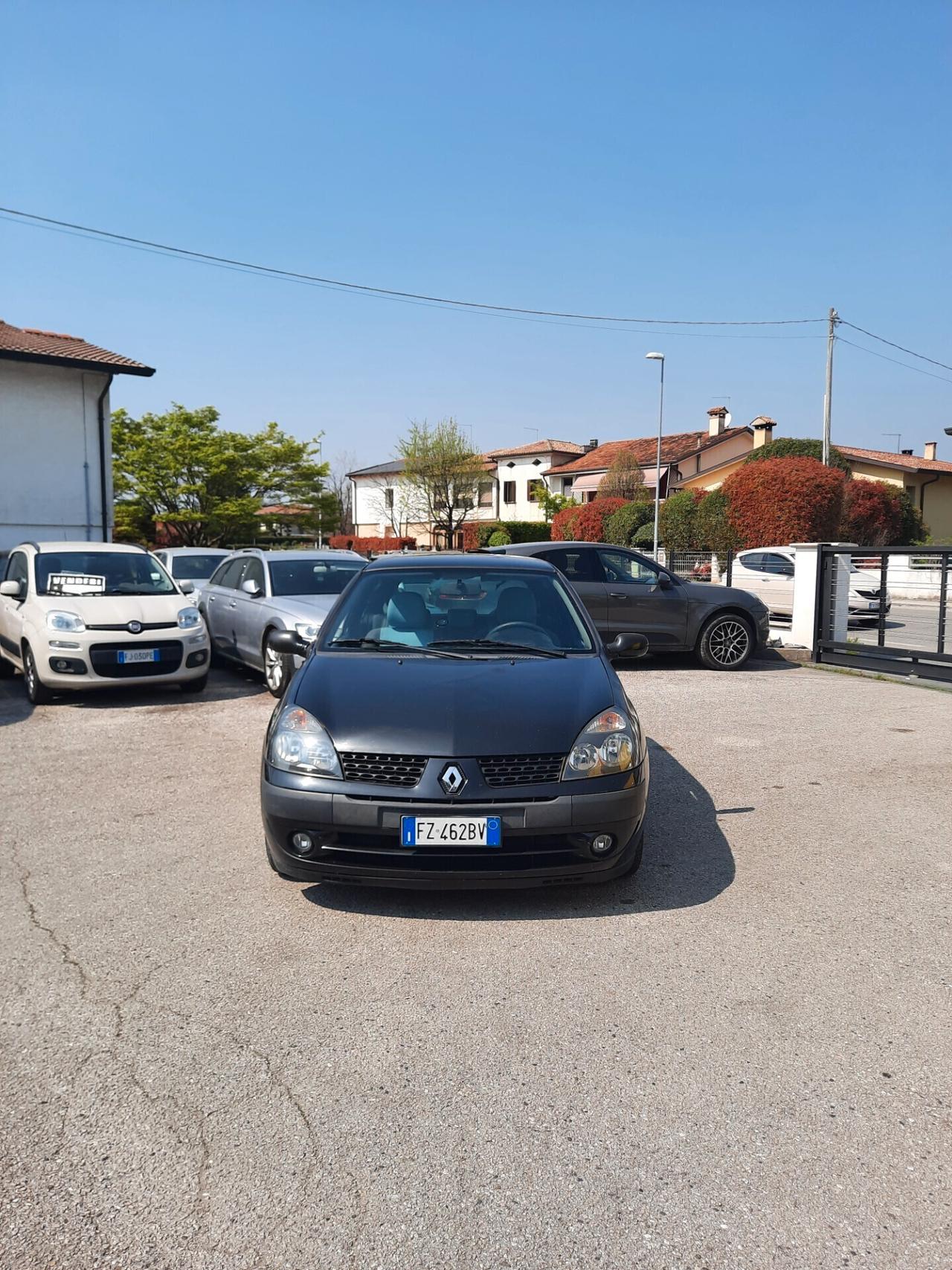 Renault Clio 1.5 dCi 65CV OK NEOPATENTATI
