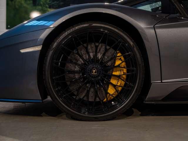 Lamborghini Aventador Roadster 6.5 S+LIFT+FULLCARBON+8000KM+