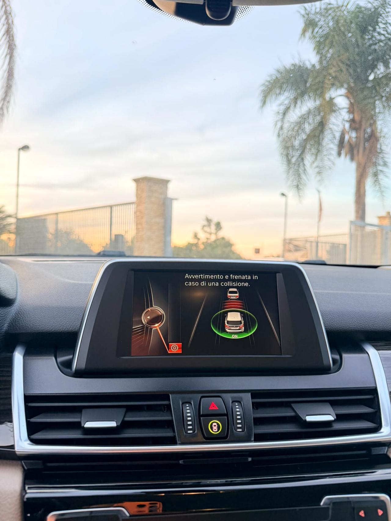 Bmw 216d Active Tourer Luxury Pelle/Led