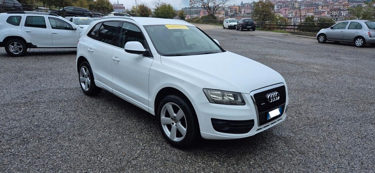 Audi Q5 2.0TDI 143CV quattro-Motore Rif. 30000km fa