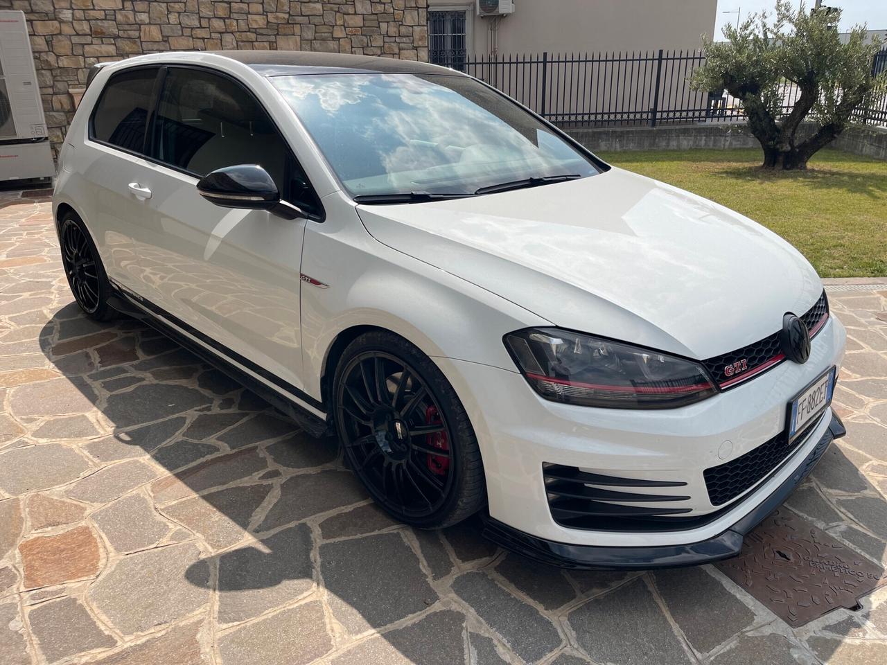 Volkswagen Golf GTI Performance 2.0 TSI 3p. BlueMotion Technology
