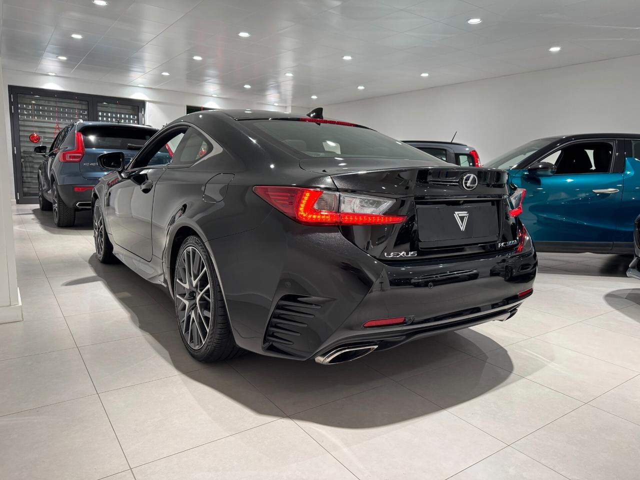 Lexus RC 300h Hybrid F Sport
